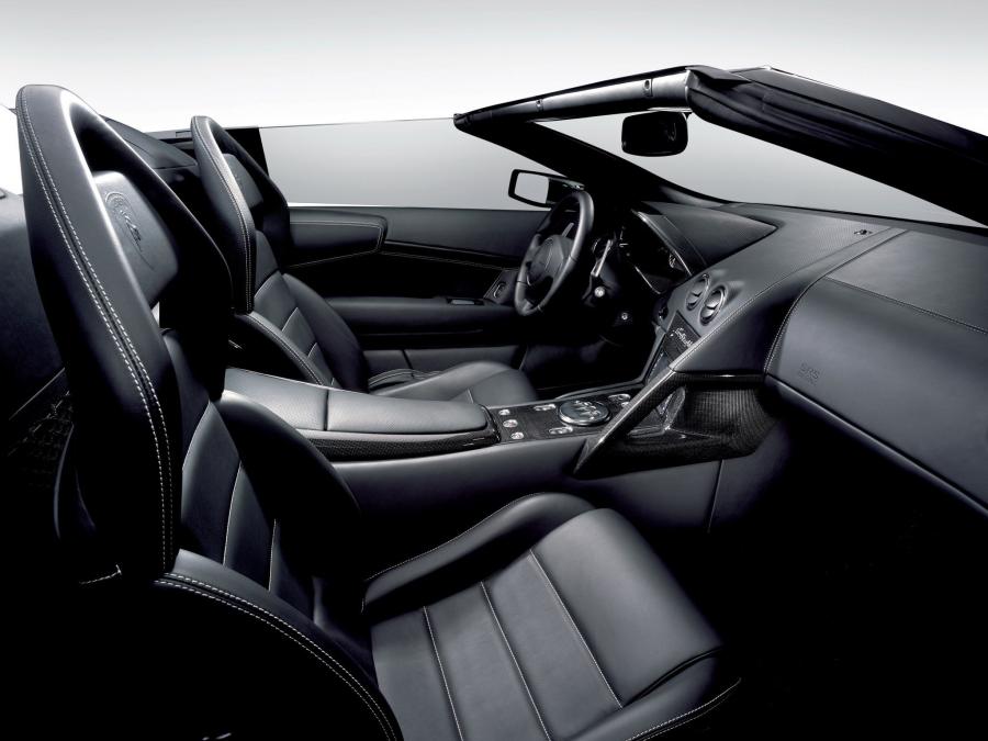  Lamborghini Murcielago LP640 Roadster 2006 года  (фото 24 из 46)